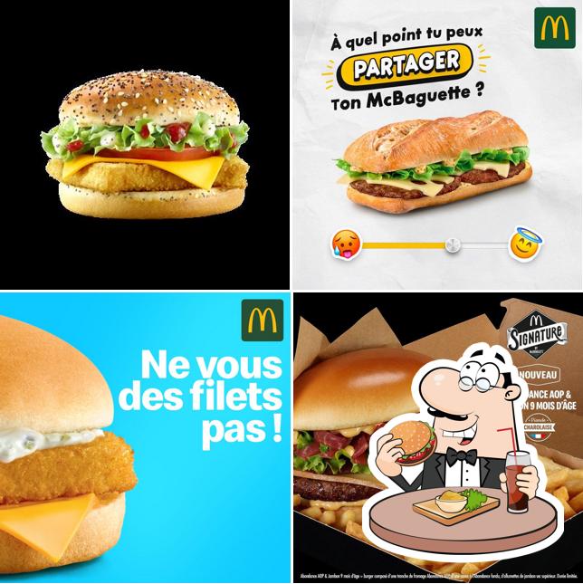 Essayez un hamburger à McDonald's