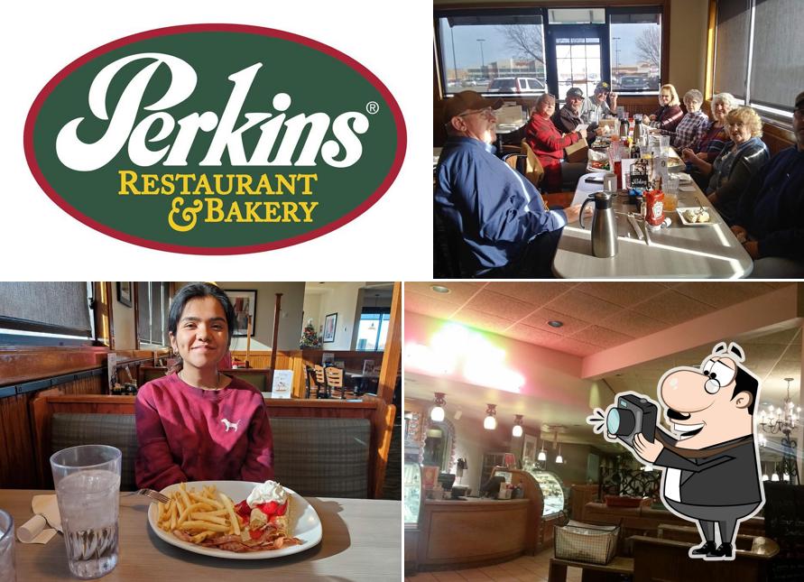 Mire esta imagen de Perkins Restaurant & Bakery