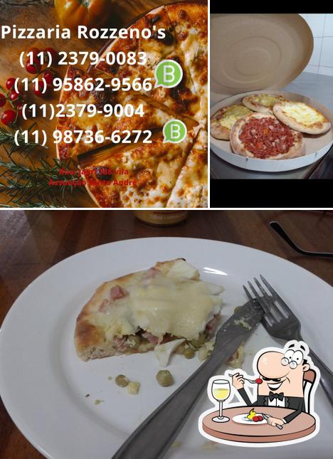 Comida em Pizzaria e Esfiharia Rozzeno's