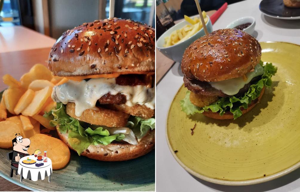Gli hamburger di Restoran Rox Point potranno incontrare molti gusti diversi
