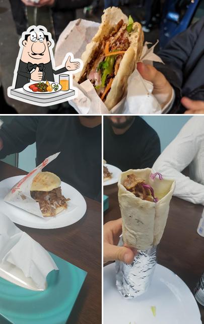 Nourriture à Restaurant Chef Döner