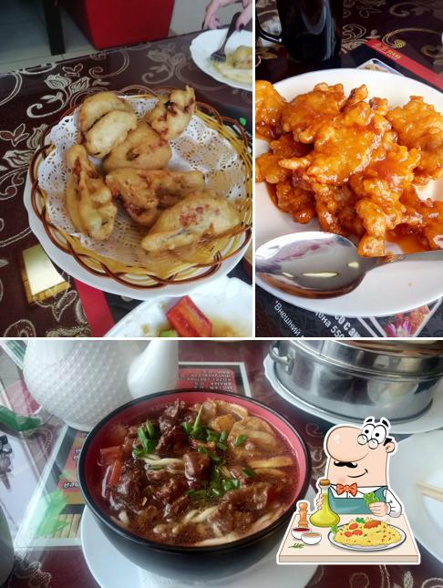 Еда в "Пекине Китайскае Кухне"