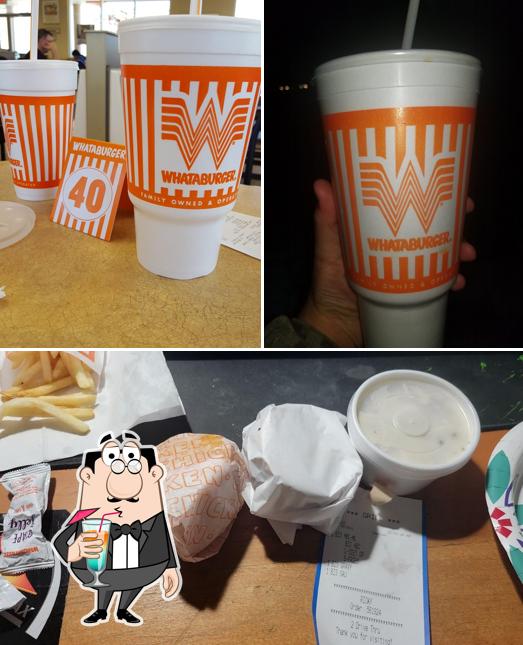 The photo of Whataburger’s drink and food