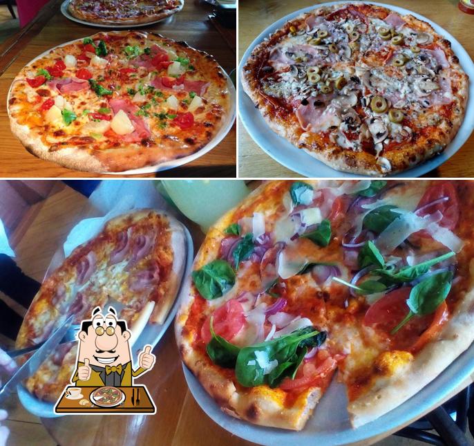 Закажите пиццу в "Chilli Pizzéria Ristorante"