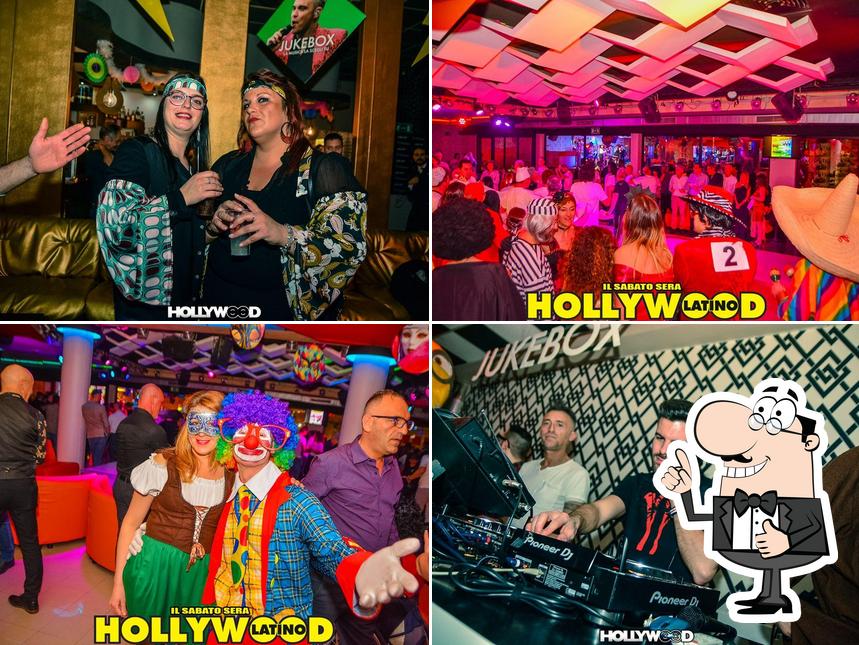 Voici une image de Discoteca Salzano Hollywood