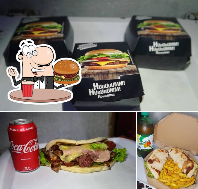 Hambúrguer em Mega lanche