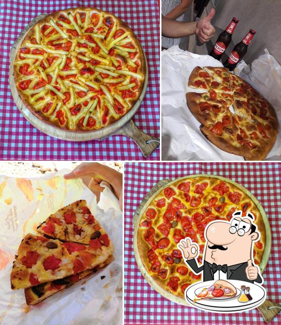 Scegli tra le svariate varianti di pizza