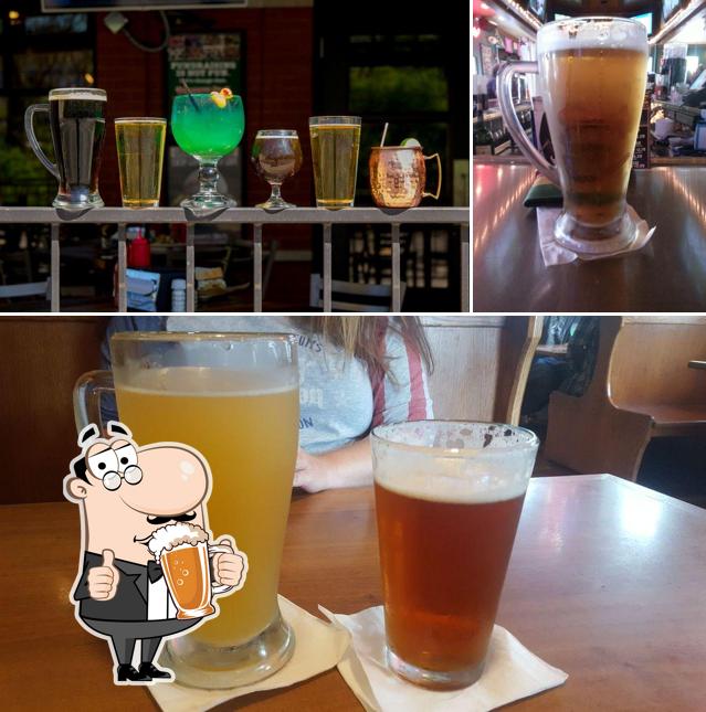 Primanti Bros. Restaurant and Bar offers a variety of beers