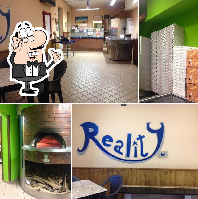 Gli interni di Pizzeria Reality