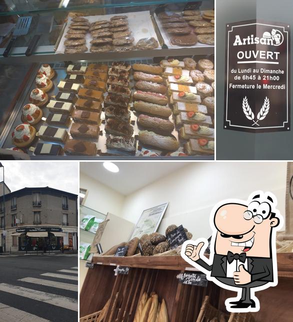 Regarder la photo de Boulangerie Pâtisserie La Douce Tradition