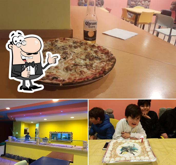 Guarda la foto di Pizzeria Idea Pizza