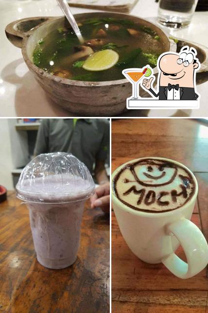 This is the photo showing drink and food at Cafe Mocha