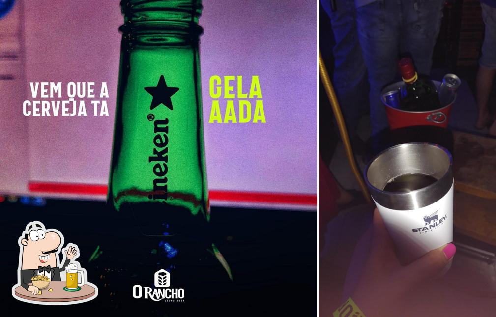 Peça um copo de cerveja leve ou escura