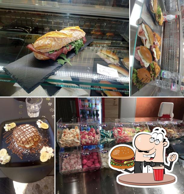 Prova un hamburger a Corner sweet di Tardioli Diego