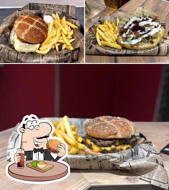 Commandez un hamburger à LE SAINT GOURMAND