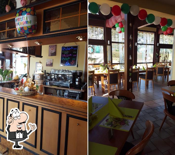 Check out how Der Fliegende Italiener Pizzeria Heimservice looks inside