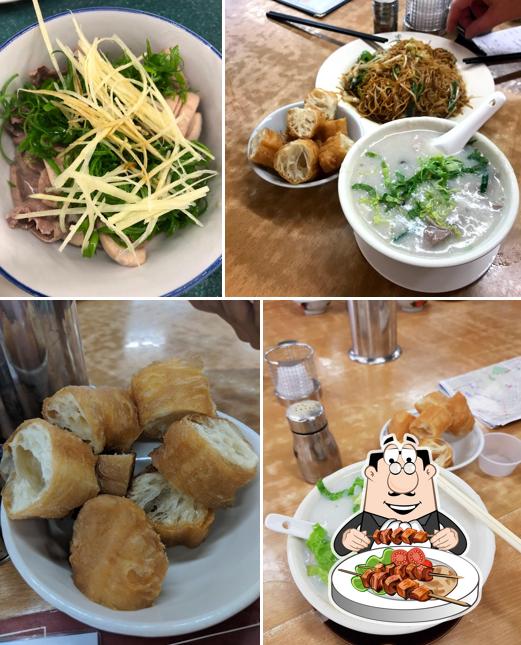Food at Mui Kee Congee