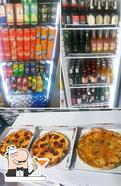 istanbul kebap pizza silandro si caratterizza per la bevanda e pizza