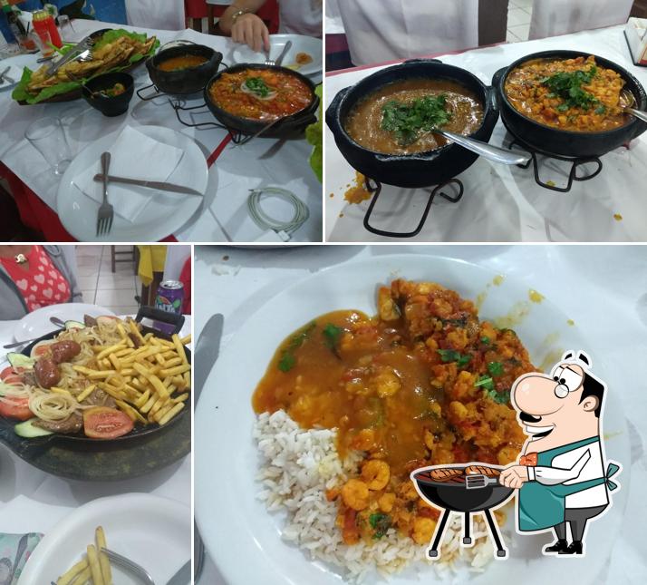 Experimente pratos de carne no Restaurante Chapeu De Palha
