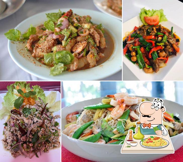 Meals at Bangkok City Thai restaurant Roeselare