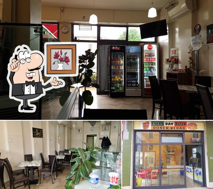 L'intérieur de Enjoy pizzeria e doner kebab