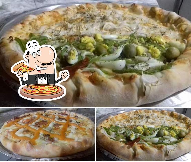 Experimente pizza no Frangão Cozinha e Bar