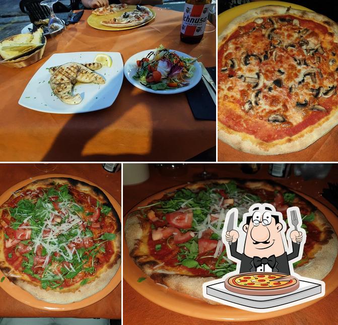 Ordina una pizza a Sa Mesa Trattoria Pizzeria