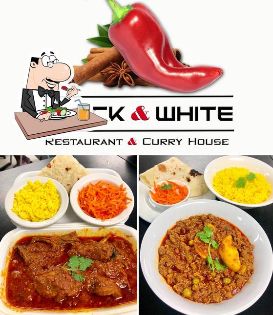 Блюда в "Cafe Black And White Restaurant & Curry House"