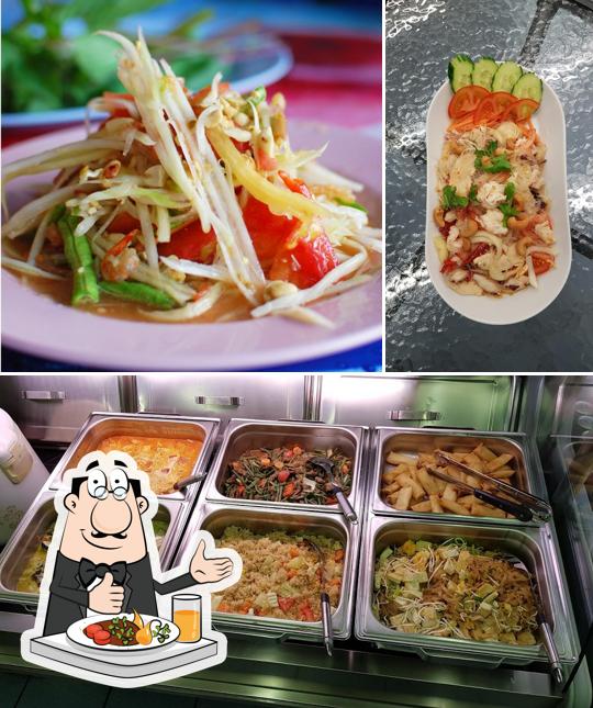 Блюда в "Chang Khao"