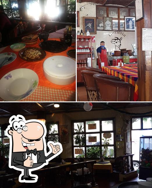 Birrieria Chololo Restaurant, Tlaquepaque, Calle - Restaurant Reviews