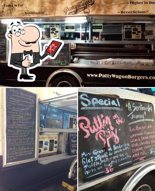 Mire esta imagen de Patty Wagon Food Truck