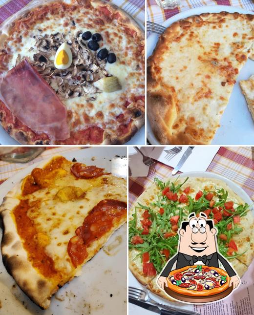 Scegli una pizza a Ristorante Colosseo "Luzzi"