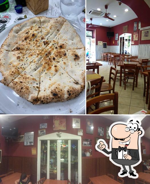 Questa è la immagine che presenta la interni e cibo di La Pizza da Gennaro