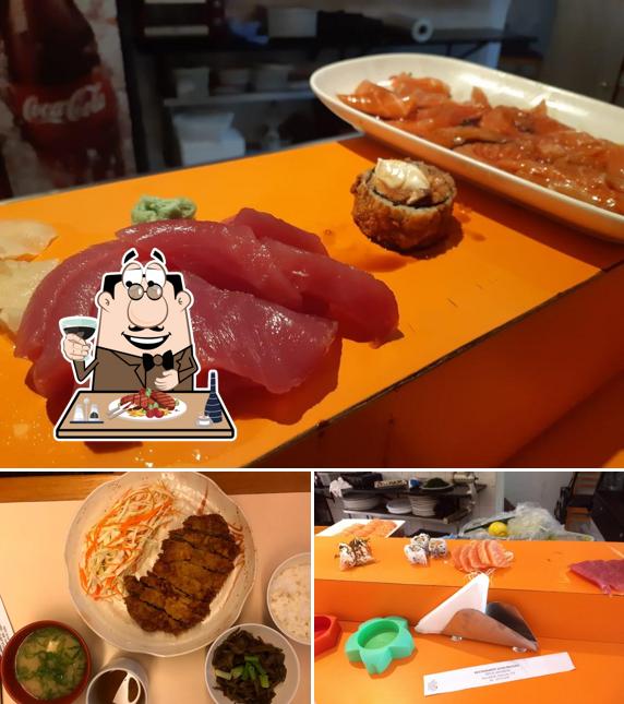 Escolha refeições de carne no Mudamos para Liberdade-pesquise Sushi Massao Liberdade