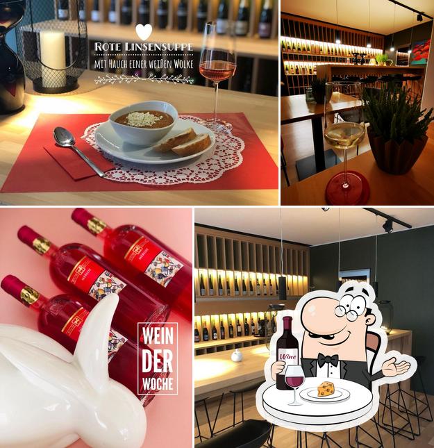 Es ist schön, ein Glas Wein im AMBASADORKA - café-restaurant | vinothek | genuss zu genießen