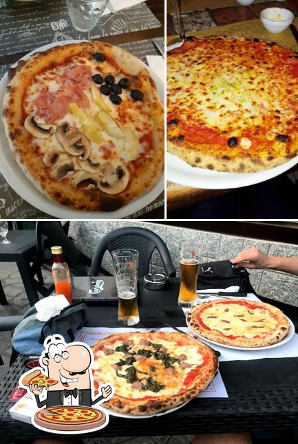 Prenditi una pizza a Lady Bomber