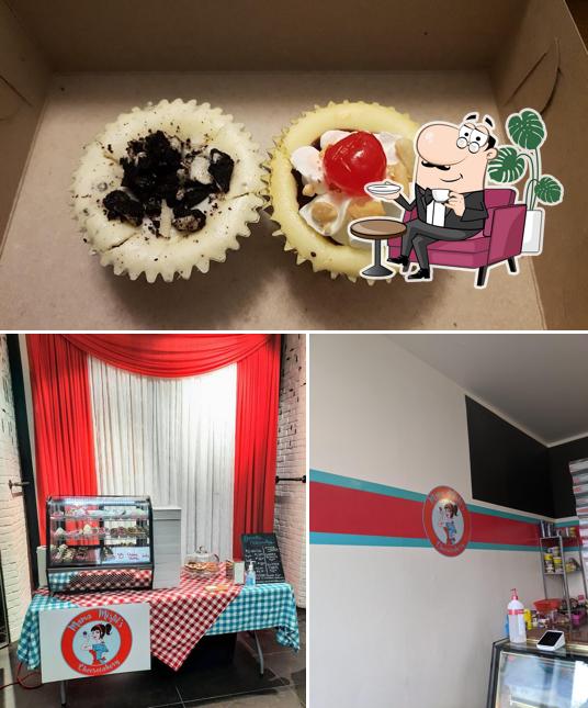 L’image de la intérieur et gâteau concernant Mama Misfit's Cheesecakery