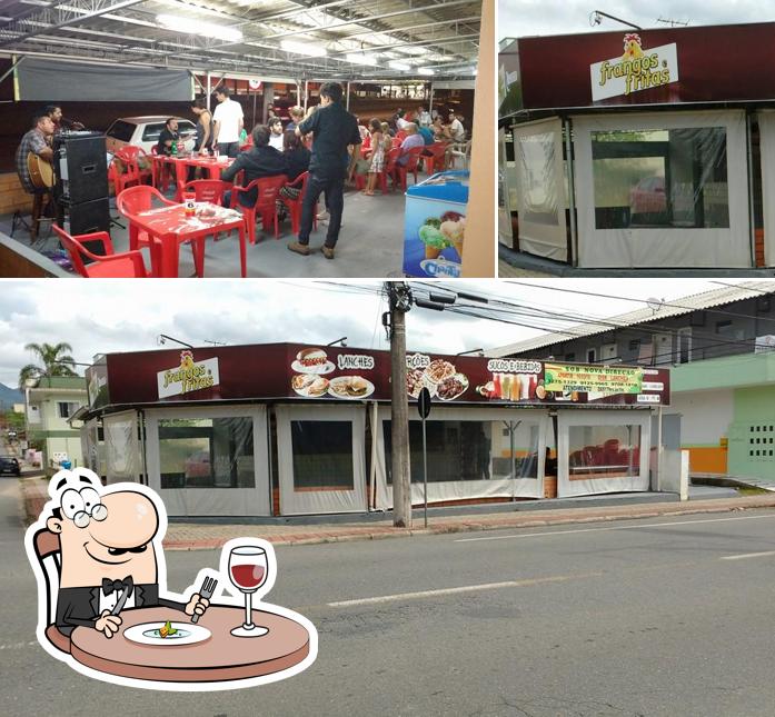 A ilustração do Paraná Lanches’s comida e interior