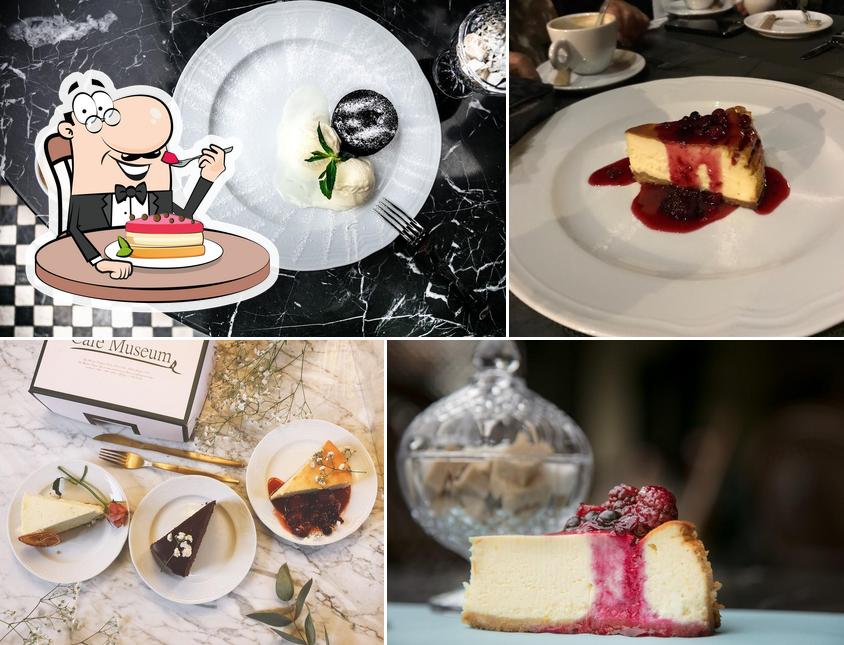 Cafe Museum Tbilisi serviert eine Vielfalt von Desserts 