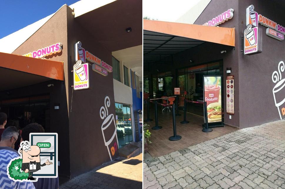 O exterior do Dunkin' Donuts