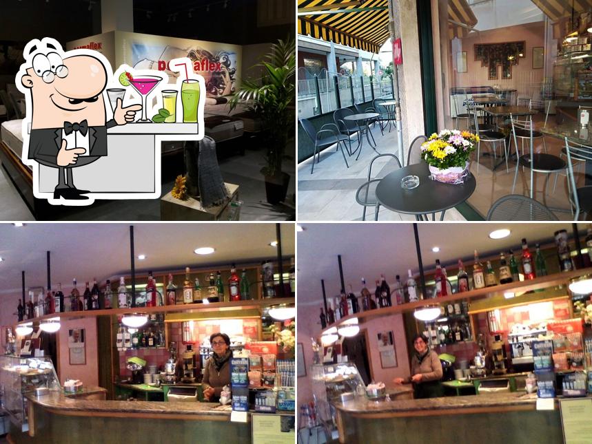 L’image de la comptoir de bar et intérieur de Green bar’s