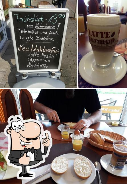 Mire esta imagen de Frühstückscafé Kaffeebohne