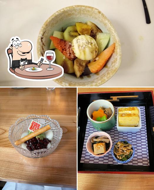Еда в "Sala of Tokyo"