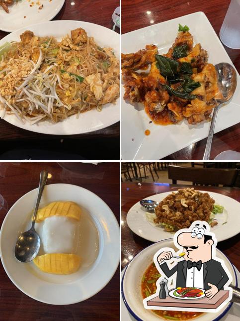 Food at Naha Thai