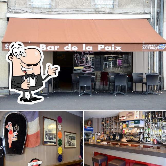 Regarder cette photo de Bar de la Paix