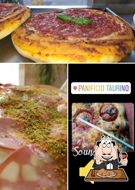 Scegli una pizza a Panificio Taurino