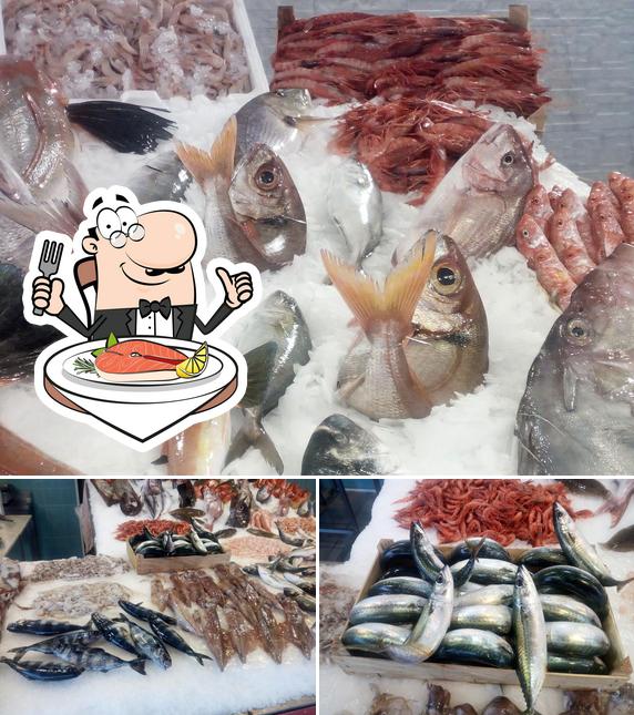 Pescheria Del Bivio serve un'ampia selezione di piatti di pesce