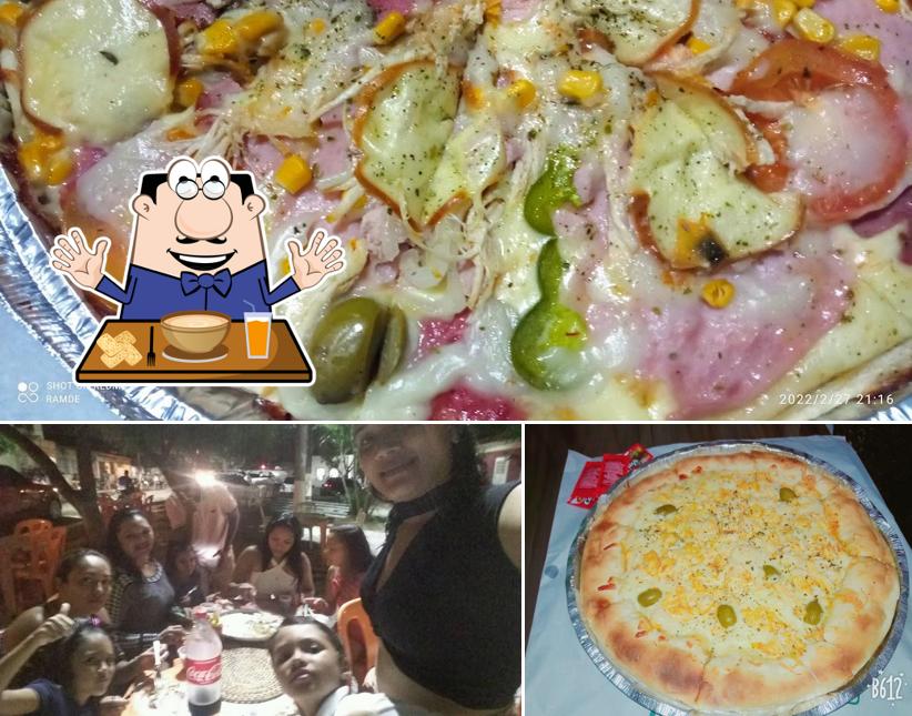 Dê uma olhada a ilustração apresentando comida e interior no Pizzaria do Nane
