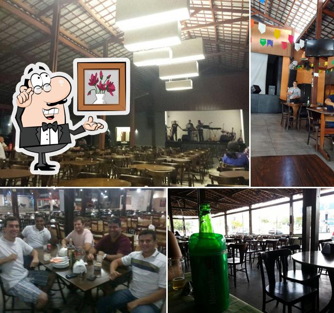 O interior do Churrascaria E Choparia Terraço