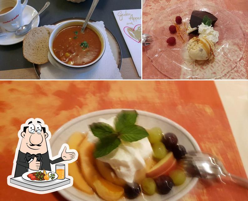 Food at Ustareia Alpina / Restaurant und Gasthaus